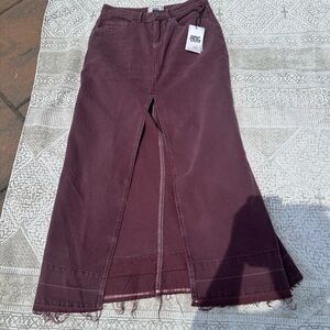 NWT BDG Mandi denim skirt in burgundy